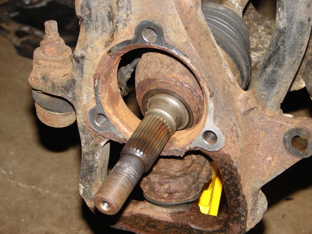 2003 trailblazer wheel hub bearing info